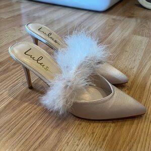 Lulu’s feather kitten heels